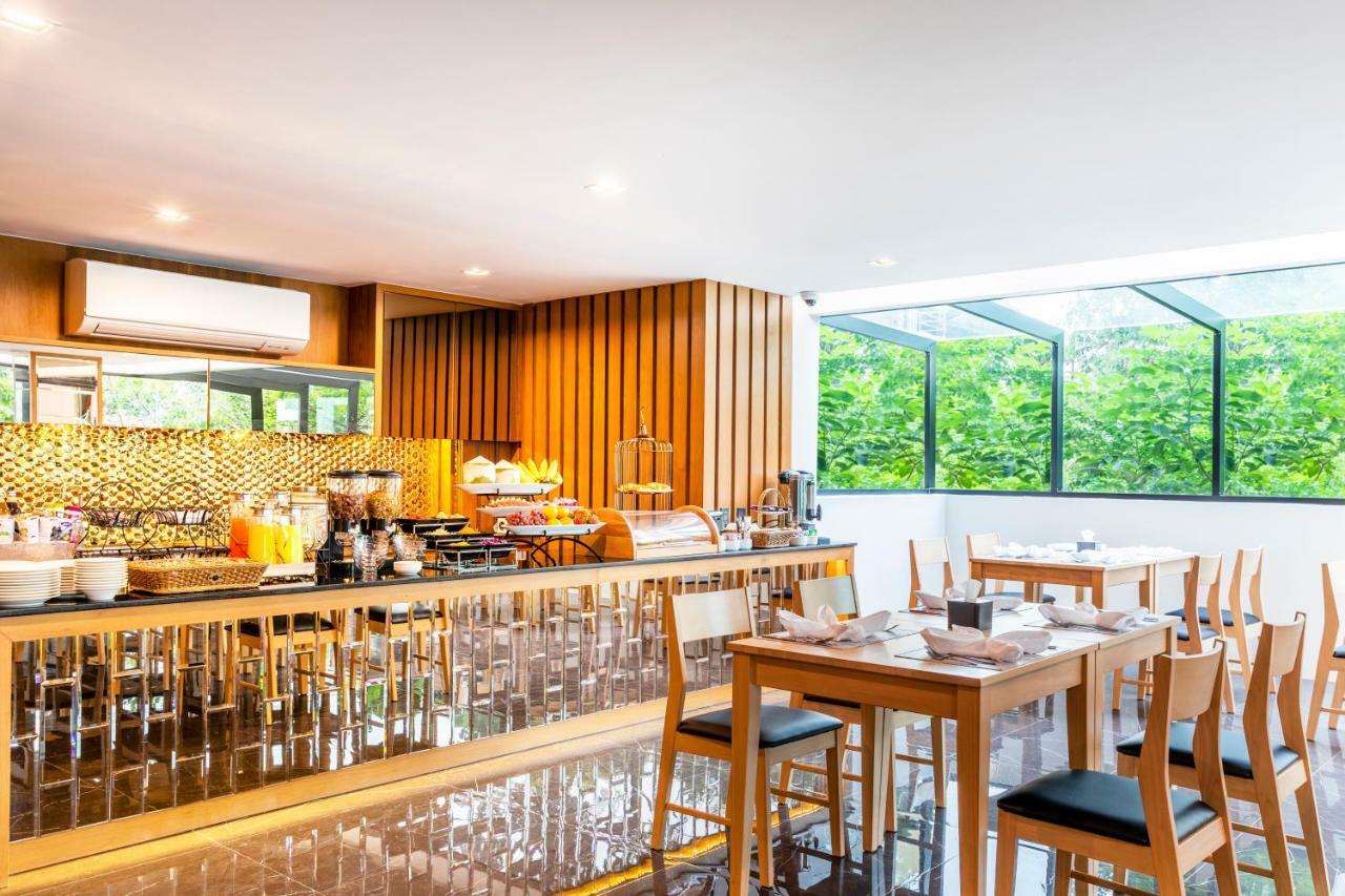 The Grand Sala Thai Bangkok Exterior photo